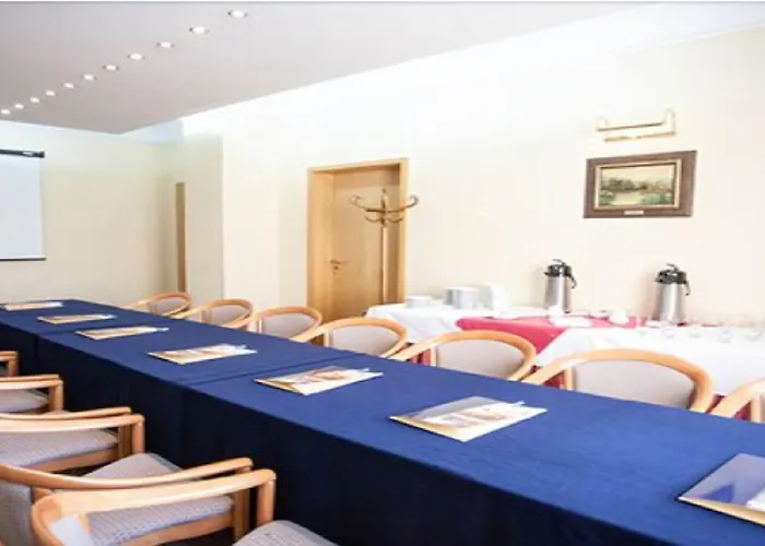 シドロヴスキ 3*