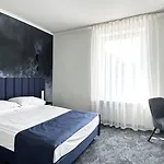 Szydlowski 3*
