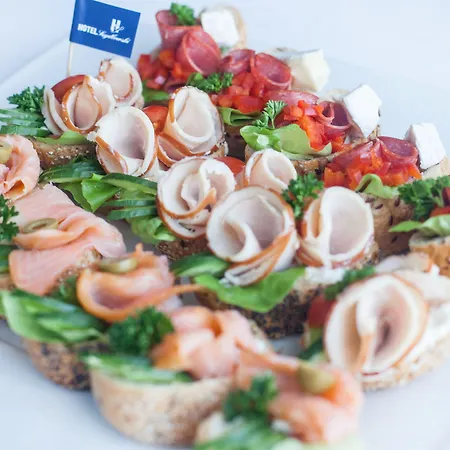 塞德洛斯基酒店 酒店